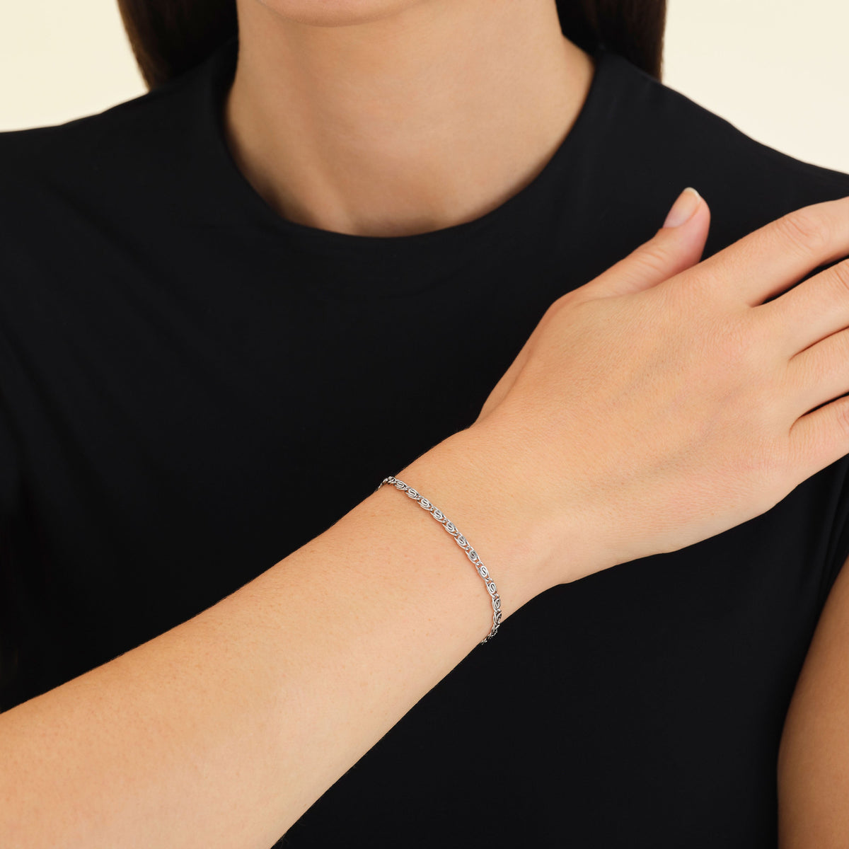 Pulsera remolino leftcolumn