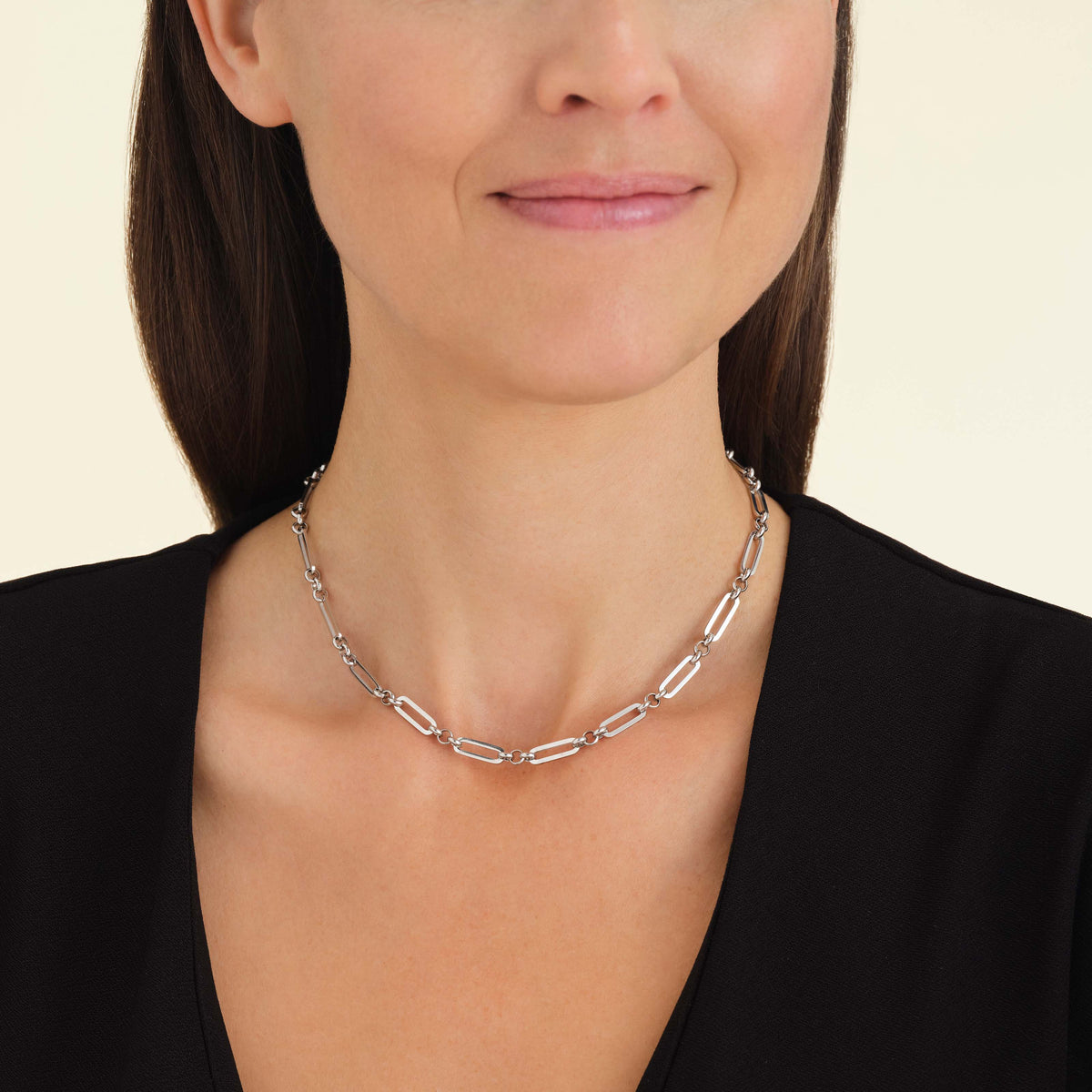 Collar con Eslabones Plata leftcolumn