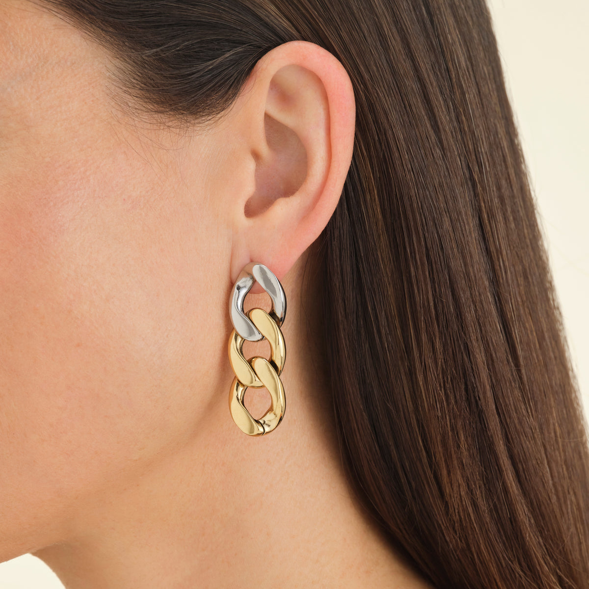 Duotone Chain Pendientes leftcolumn