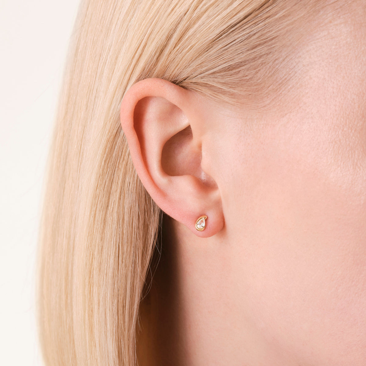 Pendientes Luna Pear leftcolumn