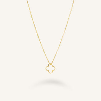 Pearl Clover Necklace leftcolumn