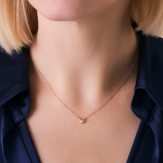 Collar Corazón Acanalado leftcolumn