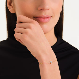 Pulsera Letra F con cristales leftcolumn