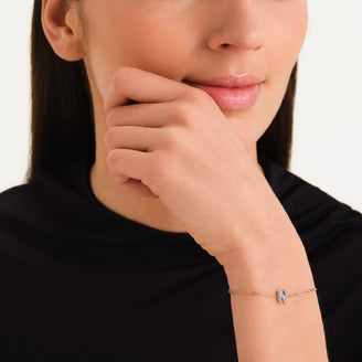 Pulsera Letra N con cristales leftcolumn