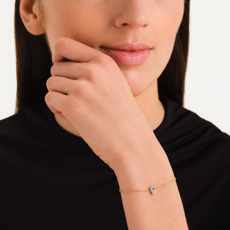 Pulsera Letra P con cristales leftcolumn