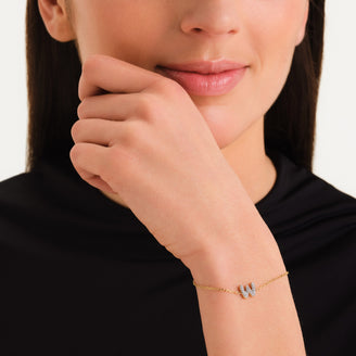 Pulsera Letra W con cristales leftcolumn