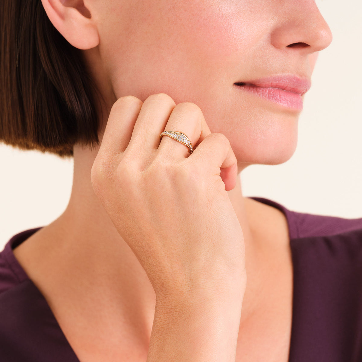 Anillo Ola Pavé leftcolumn,