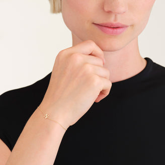 Initial Bracelet N leftcolumn