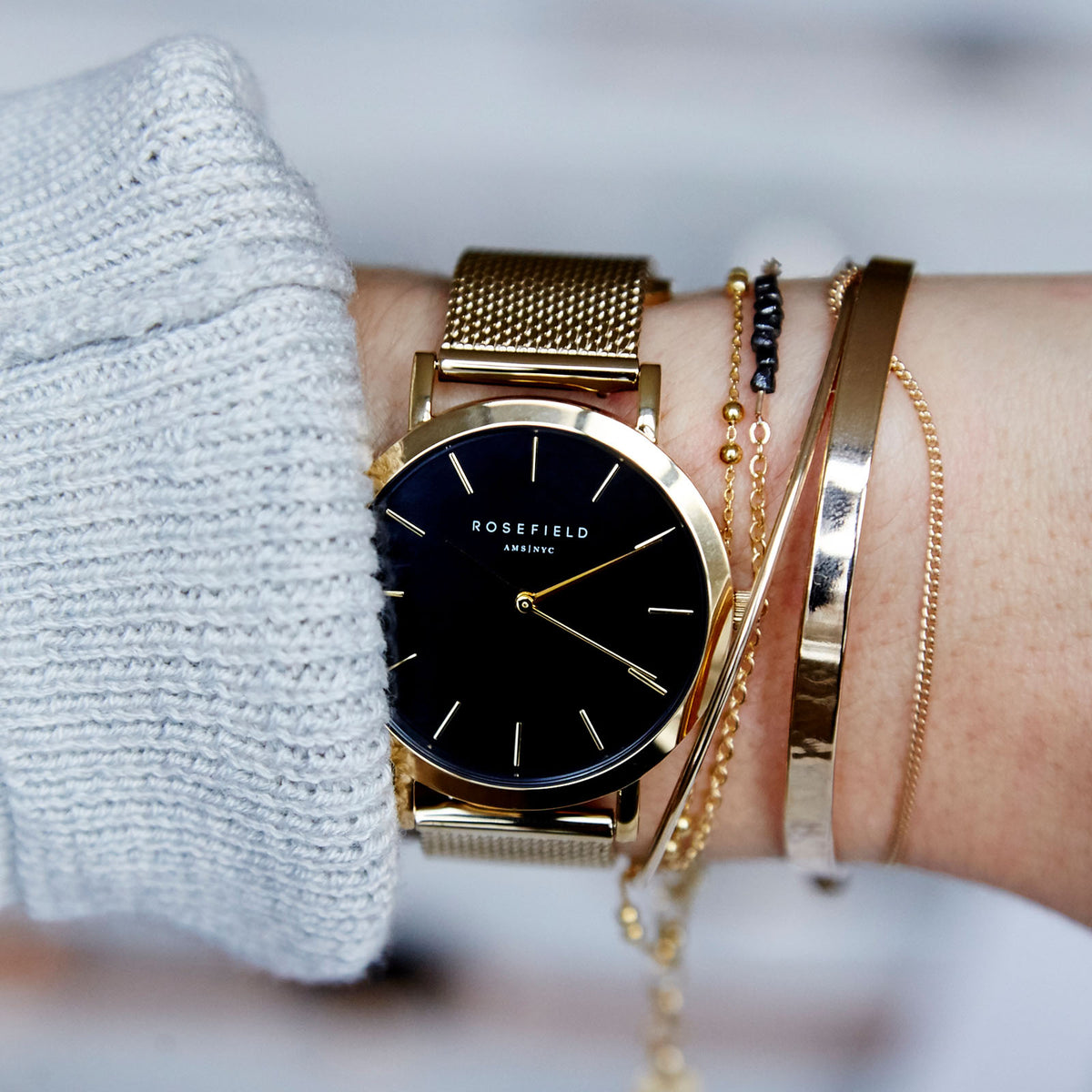 Mercer Negro Oro leftcolumn